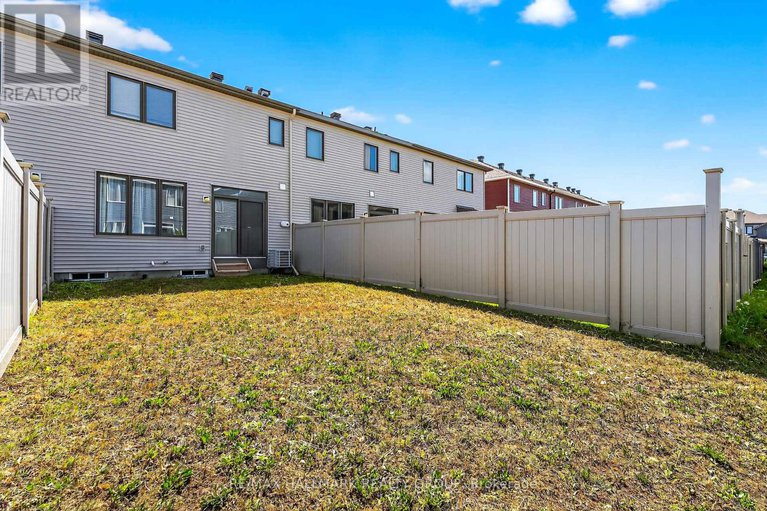 28770941/115-pictou-crescent/emerald-meadowstrailwest/ottawa/ontario/K2V0R2_34