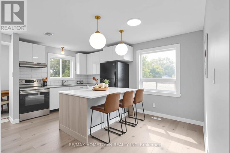 28791657/35-hustler-crescent/iroquois/south-dundas/ontario/K0E1K0_11