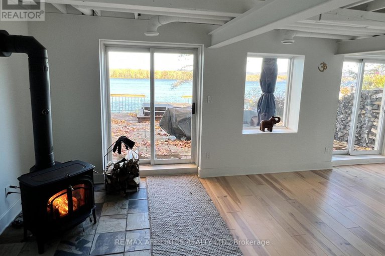 28898868/300-riverwood-drive/woodlawnmaclarens-landingkilmaurs/ottawa/ontario/K0A3M0_19