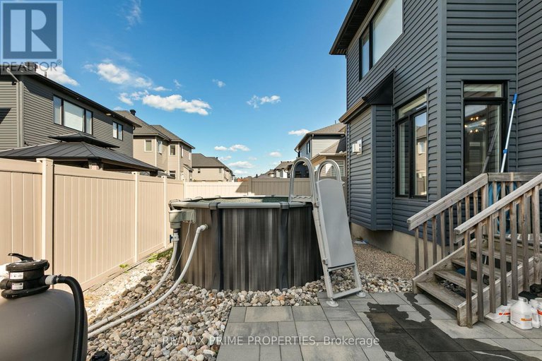 28820804/249-fountainhead-drive/mer-bleuebradley-estatesanderson-park/ottawa/ontario/K1W0H4_48