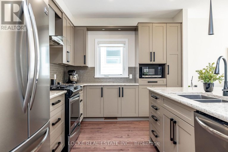 29578721/168-minoterie-ridge/camelot/ottawa/ontario/K4A0Y6_14