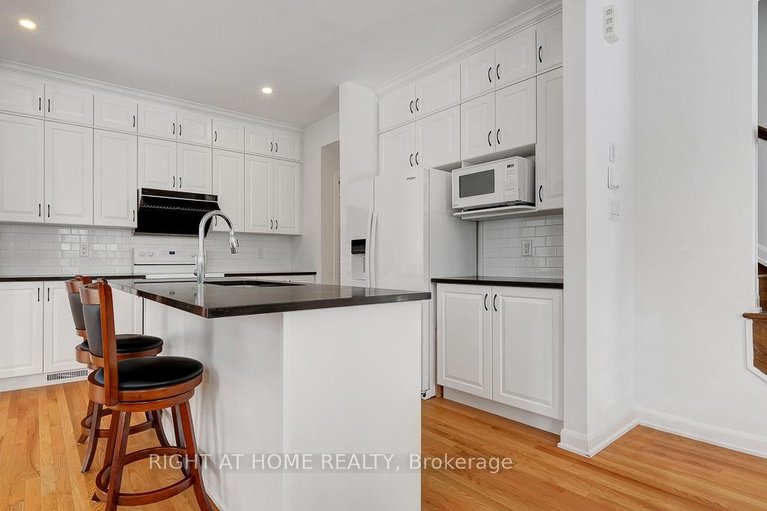 29574544/22-dalkey-way/half-moon-bay/ottawa/ontario/K2J6V5_13