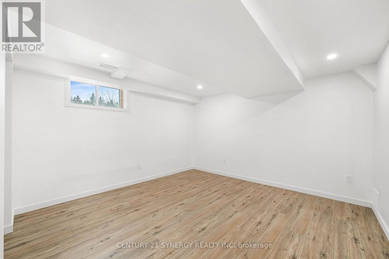 29120308/273-oakwood-drive/clarencerockland-twp/clarence-rockland/ontario/K4K1K9_32