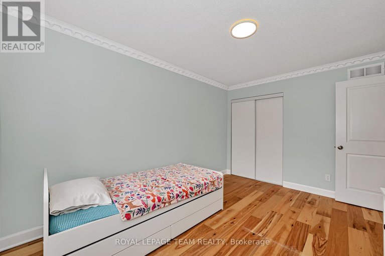 28967262/430-haresfield-court/riverside-southgloucester-glen/ottawa/ontario/K4M0B6_27
