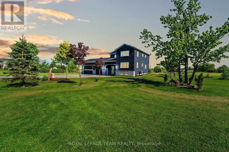 28397183/126-grasshopper-lane/dunrobin-shores/ottawa/ontario/K0A1T0_1