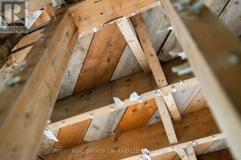 29377973/2099-county-20-road/north-grenville-twp-kemptville-south/north-grenville/ontario/K0G1T0_24