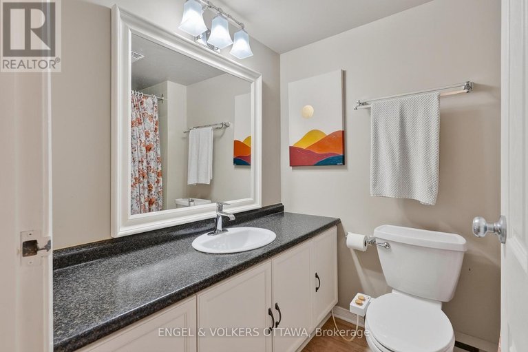 29581107/208-6-terrace-drive/westcliffe-estates/ottawa/ontario/K2H9J2_20