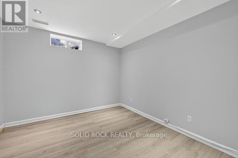 29078373/23-oriska-way-n/longfields/ottawa/ontario/K2J4N7_24