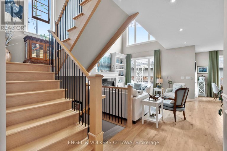 28925746/27-esquimault-avenue/bruce-farmgraham-parkqualicumbellands/ottawa/ontario/K2H6Z4_6