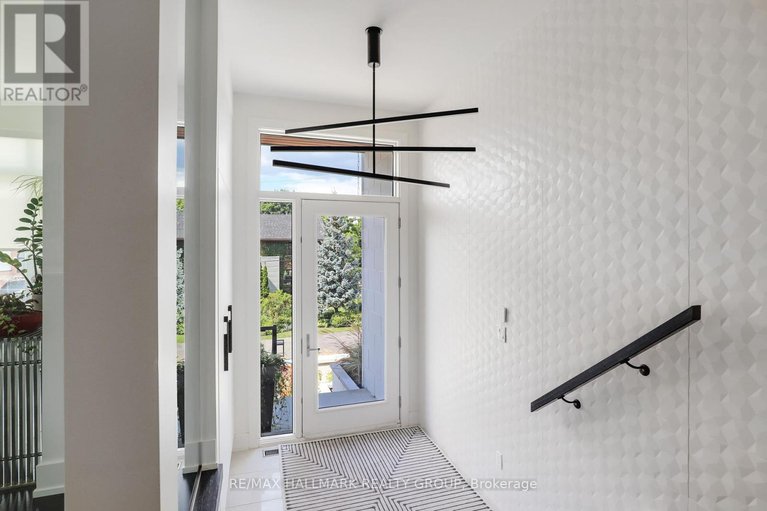 28843847/2154-rice-avenue/woodroffe/ottawa/ontario/K2A0C4_2