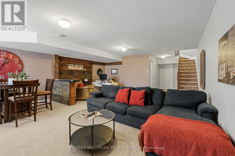 28645082/32-mccooeye-lane/stittsville-central/ottawa/ontario/K2S1B9_42