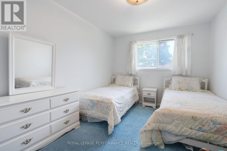 28634113/2194-haig-drive/elmvale-acres/ottawa/ontario/K1G2L2_18