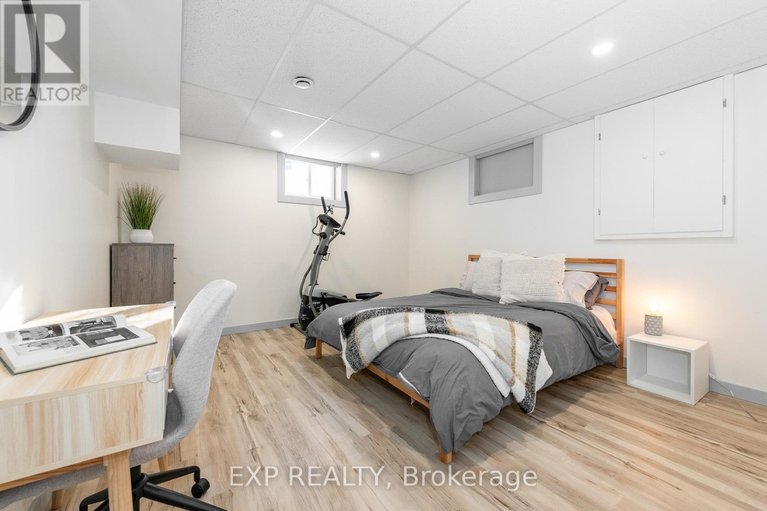 29307640/524-wolffdale-crescent/overbrookcastle-heights/ottawa/ontario/K1K1N5_34