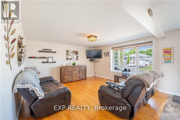 28509476/50-victoria-street-e/alexandria/north-glengarry/ontario/K0C1A0_10