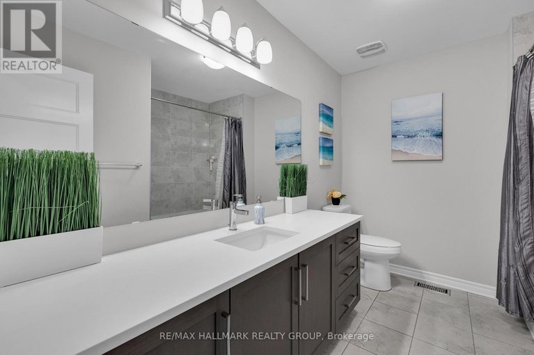 28797630/215-blackhorse-drive/north-grenville-twp-kemptville-south/north-grenville/ontario/K0G1J0_26