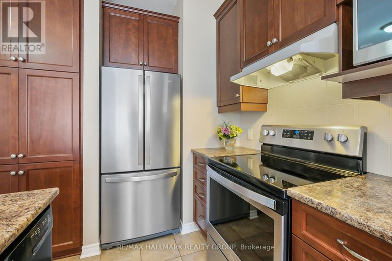 28822293/325-farincourt-crescent/avalon-west/ottawa/ontario/K4A0M6_10
