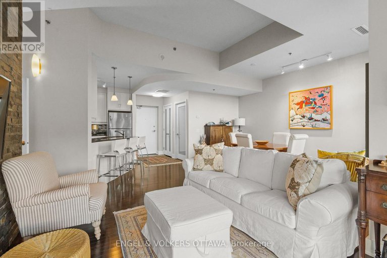 29127401/102-75-cleary-avenue/woodroffe/ottawa/ontario/K2A1R8_10