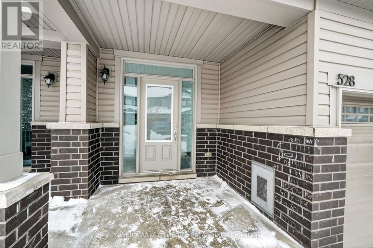 29363173/528-enclave-lane/town-of-rockland/clarence-rockland/ontario/K4K0M8_3