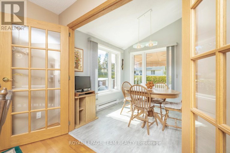 28206892/36-harrison-street/leslie-park/ottawa/ontario/K2H7N6_8