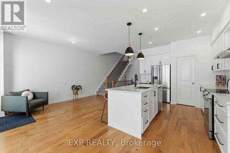 29307483/838-clapham-terrace/stittsville-south/ottawa/ontario/K2S2N8_13