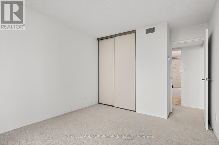 29550292/1603-160-george-street/lower-townbyward-market/ottawa/ontario/K1N9M2_27