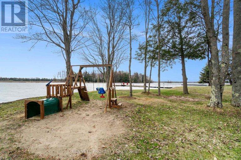 28319568/638-west-point-drive/drummondnorth-elmsley-north-elmsley-twp/drummondnorth-elmsley/ontario/K7H3C7_32