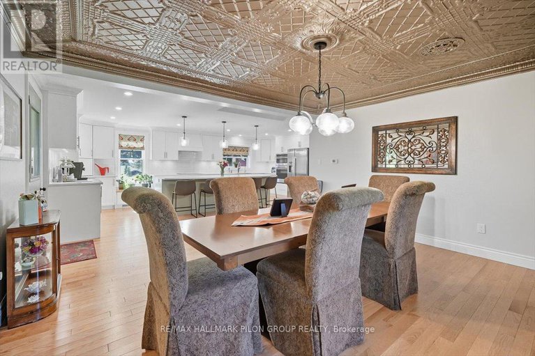 29241299/3172-8th-line-road/metcalfe/ottawa/ontario/K0A2P0_9