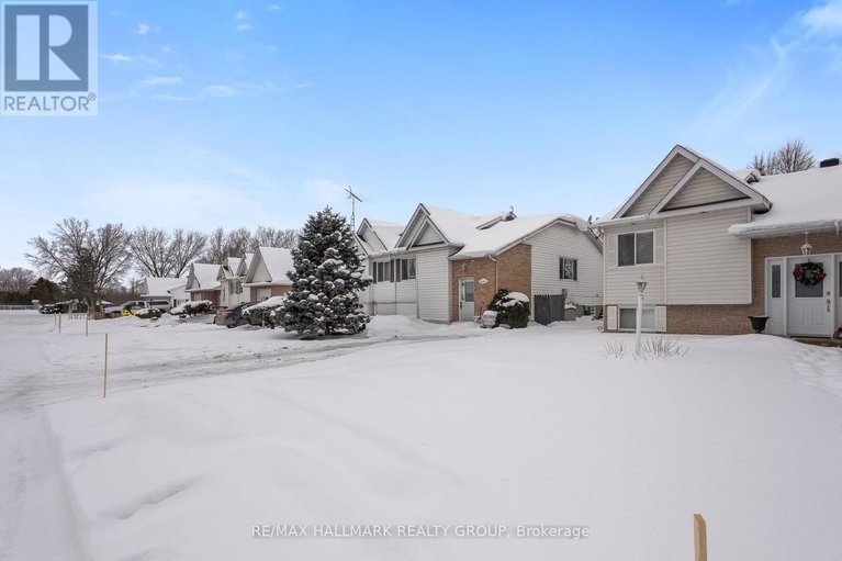 27830152/21255-mc-naughton-court/south-glengarry-lancaster-twp/south-glengarry/ontario/K0C1E0_5