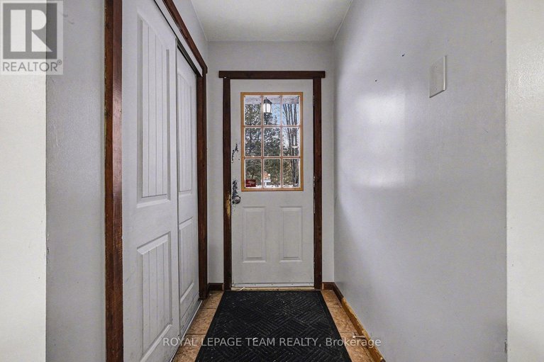 29289576/5725-county-18-road/augusta-twp/augusta/ontario/K0E1X0_8