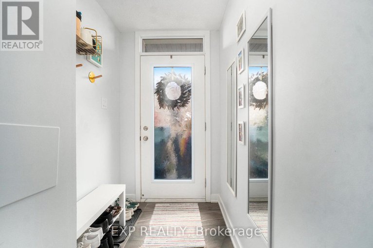28977055/770-mikinak-road/cfb-rockcliffe-and-area/ottawa/ontario/K1K5A5_3