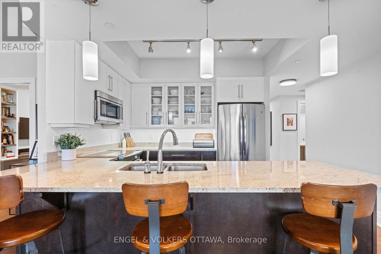 29077253/1002-108-lisgar-street/ottawa-centregolden-triangle/ottawa/ontario/K2P1E1_9