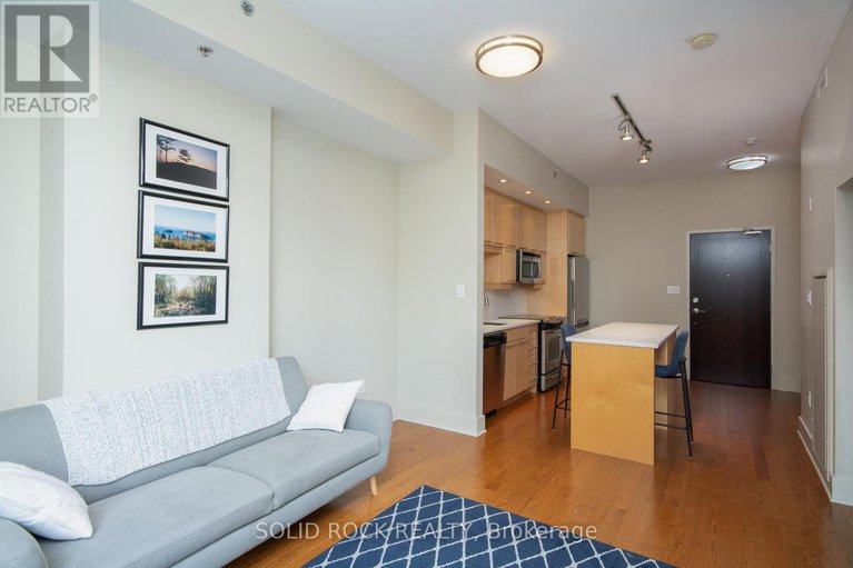 29070831/208-101-richmond-road/westboro-south/ottawa/ontario/K1Z0A6_13