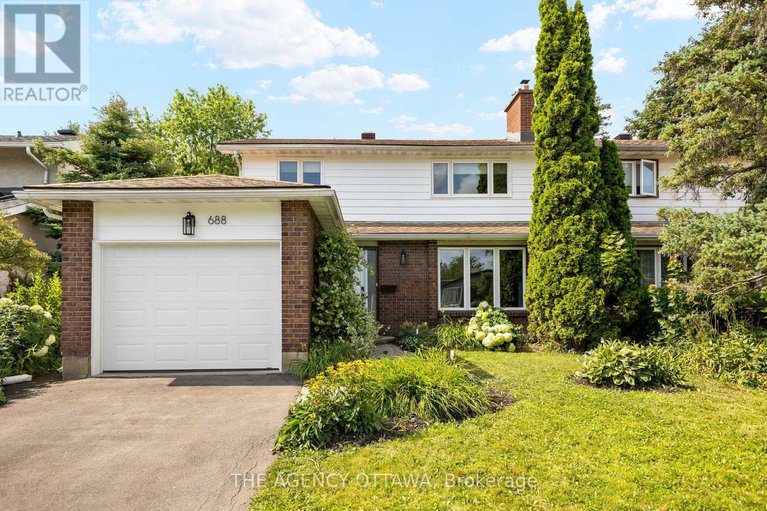 28660139/688-laverendrye-drive/beacon-hill-north/ottawa/ontario/K1J7X6_2