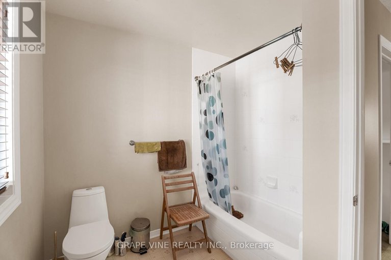 28434858/67-allenby-road/morgans-grantsouth-march/ottawa/ontario/K2K2J8_18