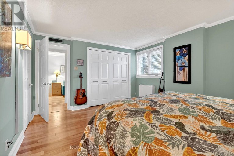 29088435/5-frank-street/ottawa-centregolden-triangle/ottawa/ontario/K2P0W8_28