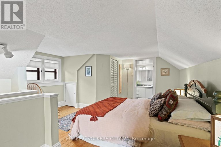 28288028/674-melbourne-avenue/laurentianview/ottawa/ontario/K2A1X5_34
