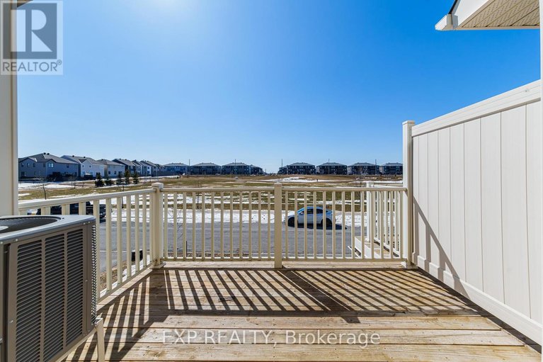 29528639/523-ensatina-crescent/half-moon-bay/ottawa/ontario/K2J6H4_27