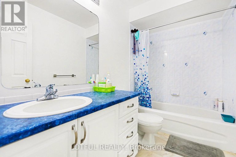 29228355/13-villandry-street/barrhaven-east/ottawa/ontario/K2G6X7_23