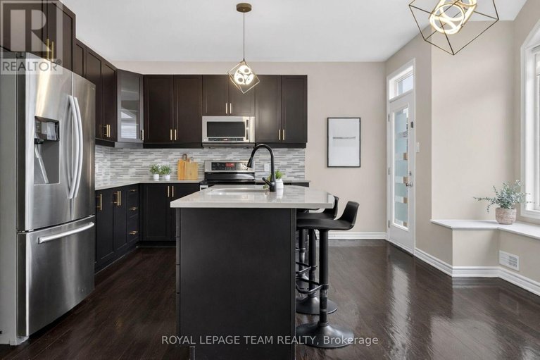 29592416/522-brigatine-avenue/stittsville-north/ottawa/ontario/K2S0P6_15