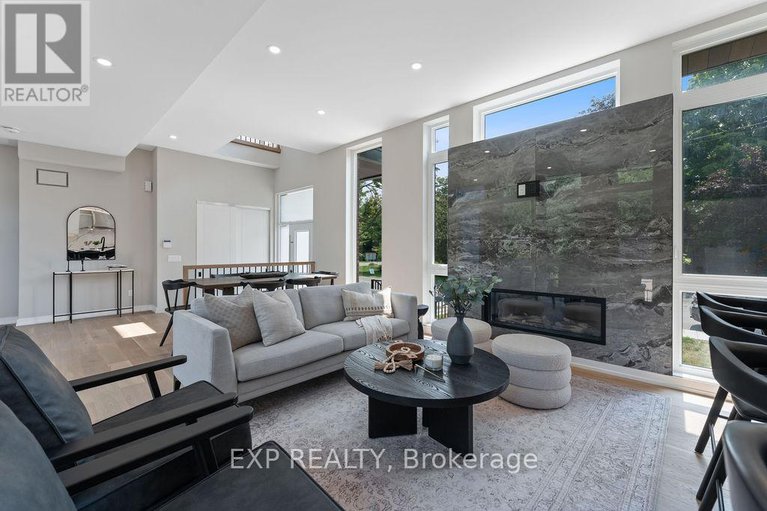 28720772/261-dovercourt-avenue/westborohampton-park/ottawa/ontario/K1Z5P5_13