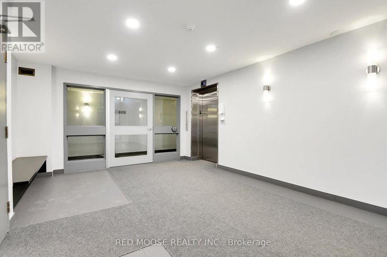 29220948/415-216-viewmount-drive/borden-farmstewart-farmcarleton-heightsparkwood-hills/ottawa/ontario/K2E7X4_4