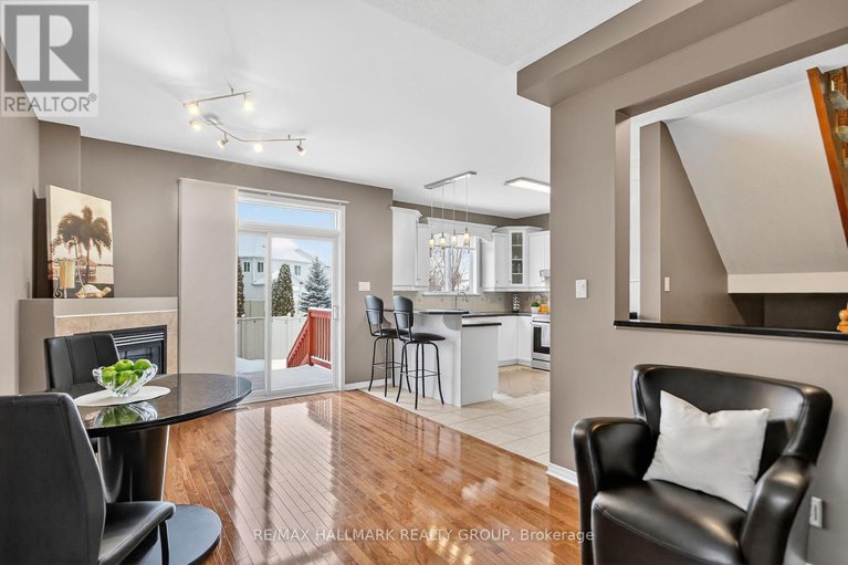 29279134/355-west-ridge-drive/stittsville-south/ottawa/ontario/K2S2G8_9