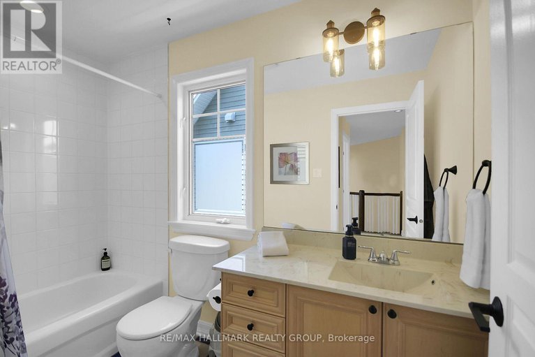 28613594/30-oakbriar-crescent/stonebridge/ottawa/ontario/K2J5G1_24
