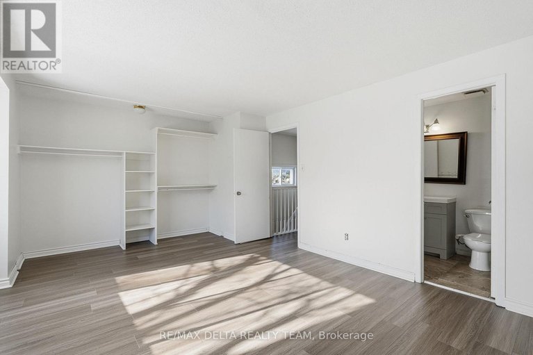 29339118/7877-jeanne-darc-boulevard-n/orleans-wood/ottawa/ontario/K1C2J1_25