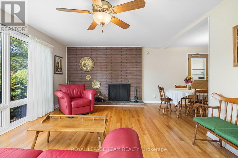 29135223/30-ellery-crescent/lynwood-village/ottawa/ontario/K2H6M6_10