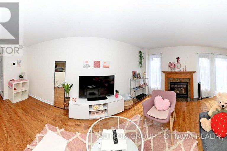 29530917/110-chartley-private/ridgemont/ottawa/ontario/K1V2J6_29