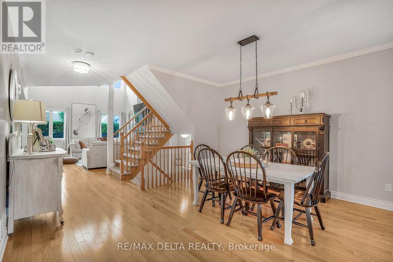 28925519/390-mercury-street/town-of-rockland/clarence-rockland/ontario/K4K0G7_4