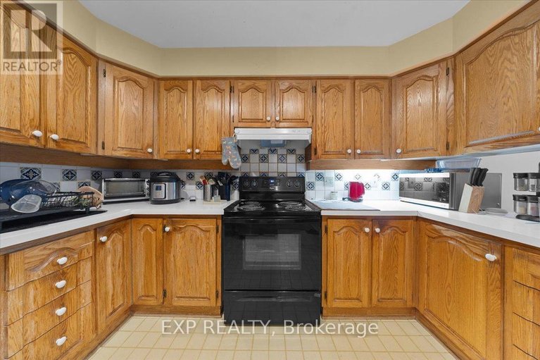 29624617/40-lewis-street/ottawa-centregolden-triangle/ottawa/ontario/K2P0S3_11