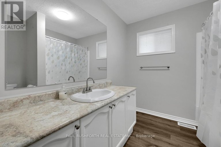 29614409/919-laurier-street/town-of-rockland/clarence-rockland/ontario/K4K1E3_16