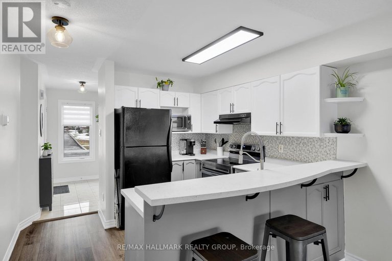 29582357/1344-guthrie-street/leslie-park/ottawa/ontario/K2H1G8_10